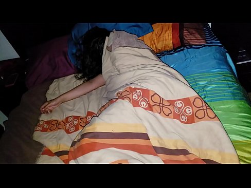 ❤️ Stepson dema ku di xew de ye, xatirê dayika xwe ya ciwan dike. ❤️ Porno li ku.bassaniluigi.ru ☑